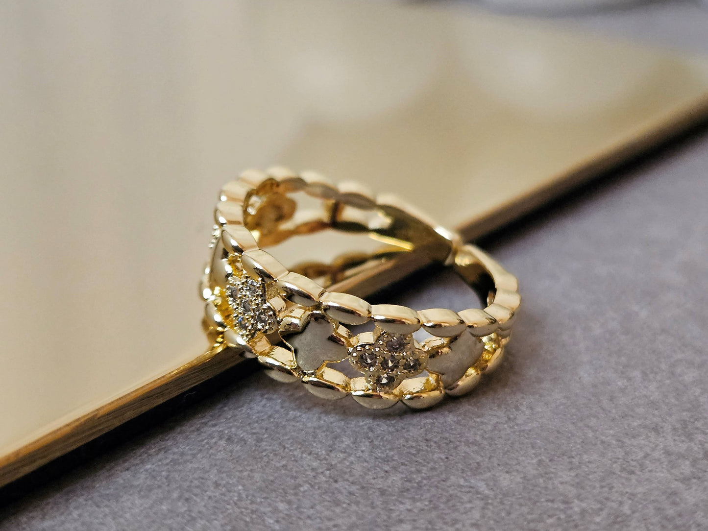 Ring Bella
